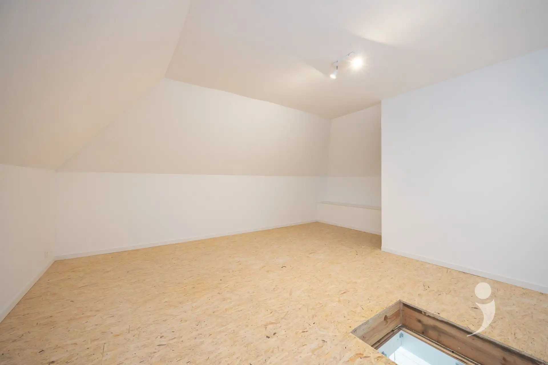 Knappe gezinswoning op een toplocatie!  foto 30