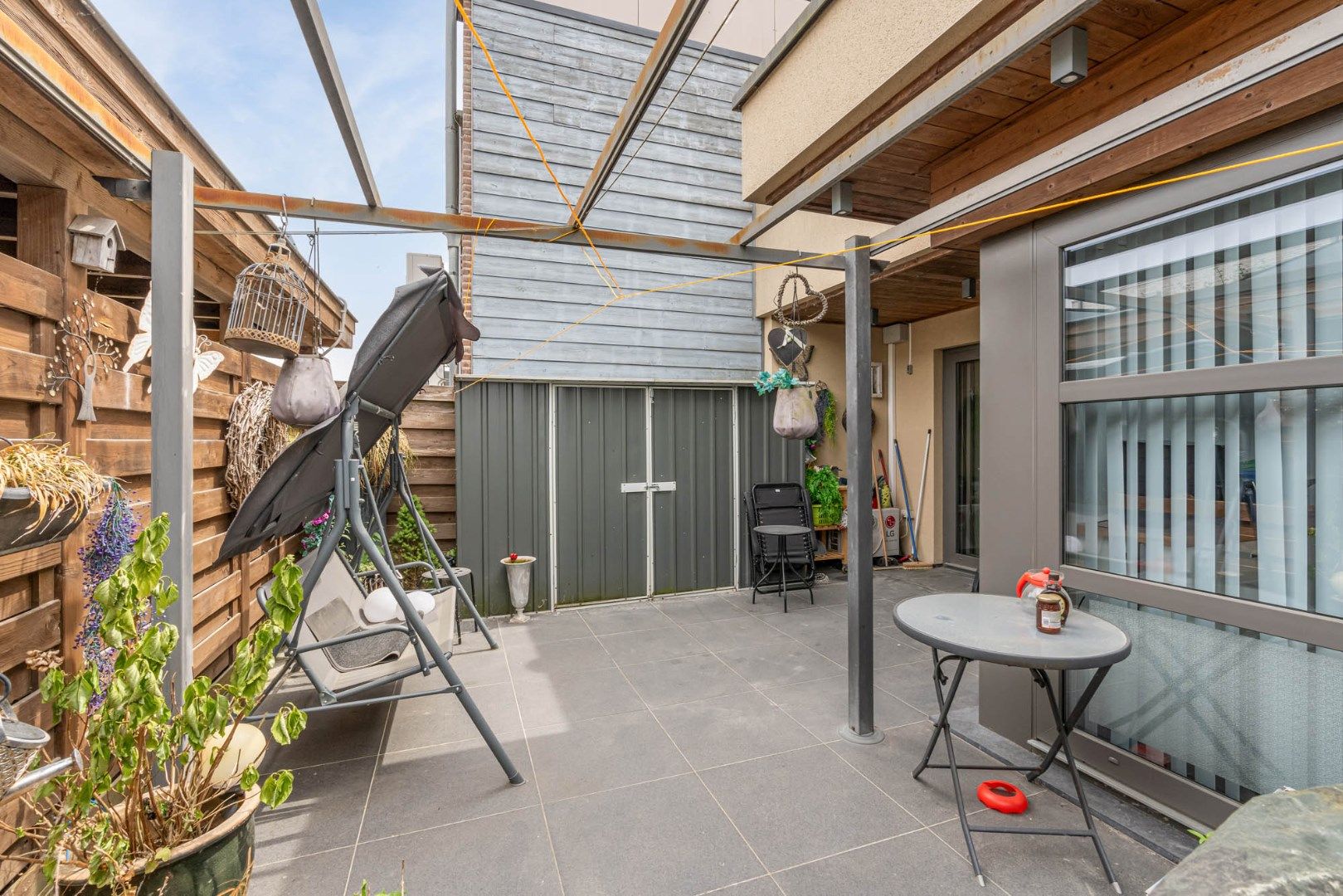 Investeringspand : gelijkvloers appartement vlakbij centrum met fraai terras en autostandplaats foto 17