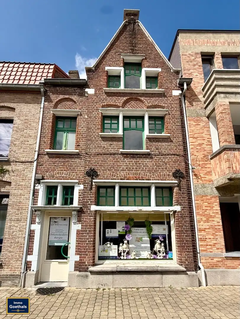 Karaktervolle woning in centrum Dadizele met tuin. 4 kamers. foto 24