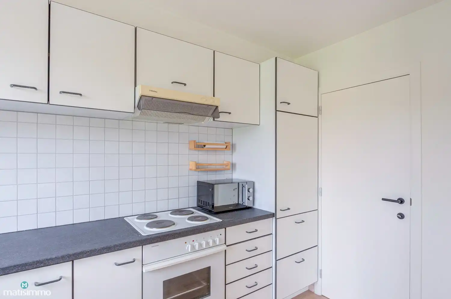 DUPLEXAPPARTEMENT MET AUTOSTAANPLAATS, GARAGEBOX EN KELDERBERGING NABIJ CENTRUM BILZEN foto 13