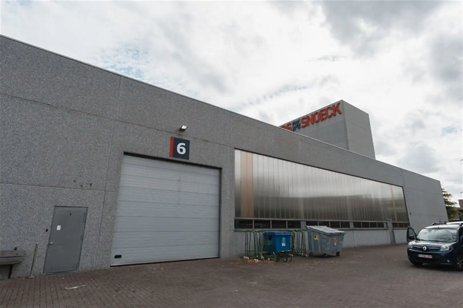 Polyvalent bedrijfsgebouw foto 10