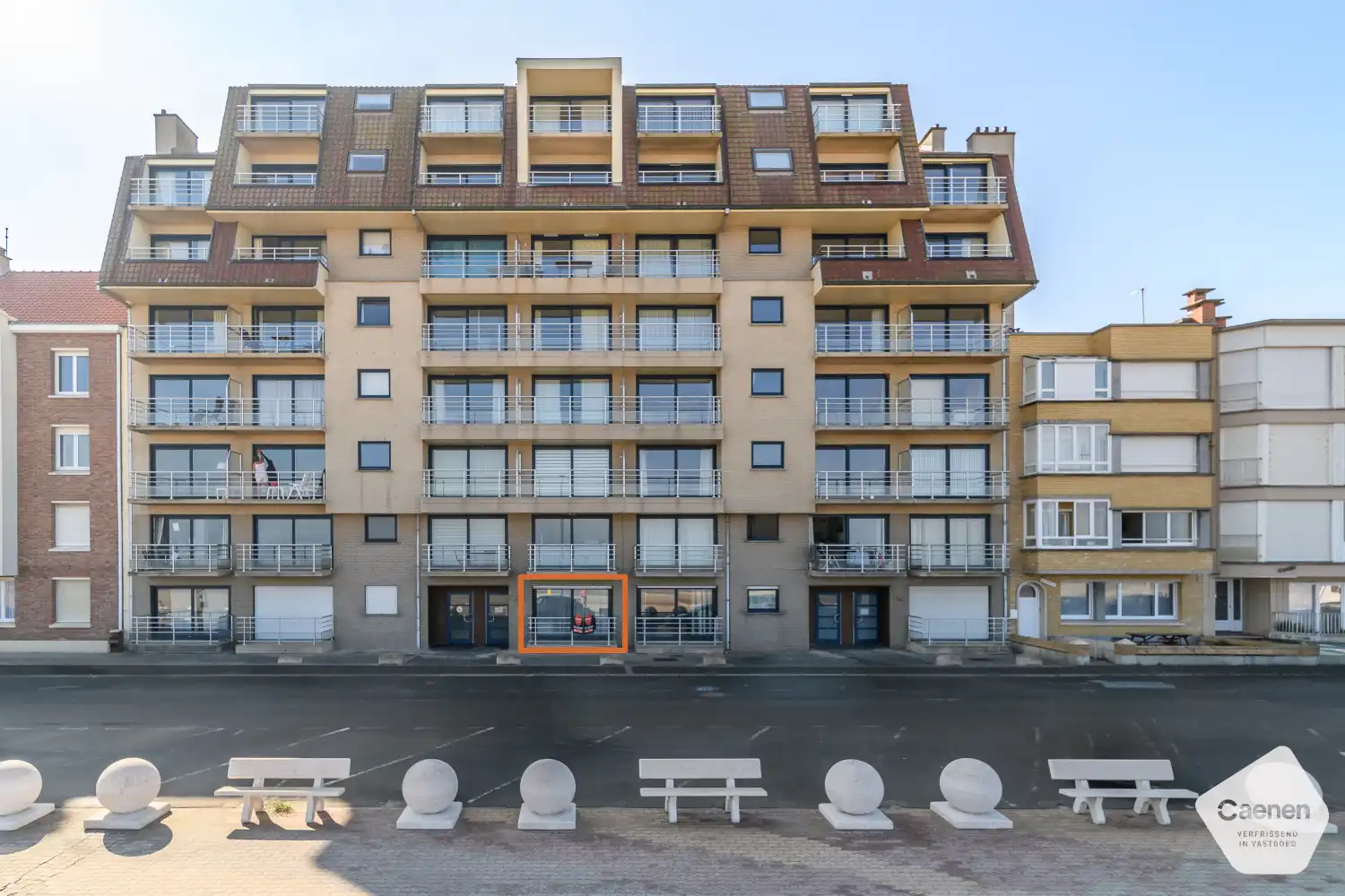 Instapklaar gelijkvloers appartement met frontaal zeezicht, staanplaats en kelder in Bray-Dunes foto 14