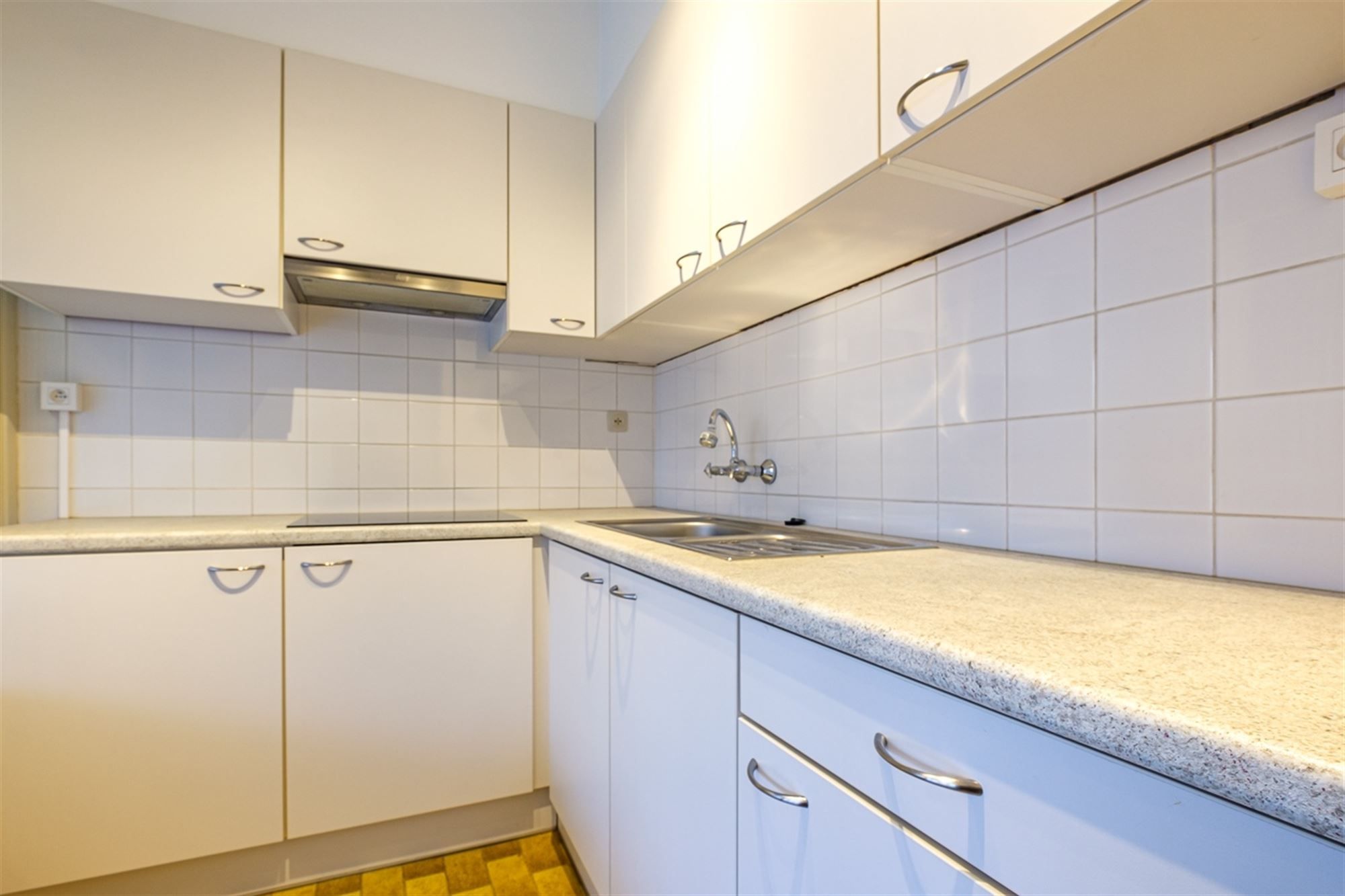 2 SLPK APPARTEMENT OP WANDELAFSTAND VAN HET CENTRUM VAN SINT-TRUIDEN  foto 8