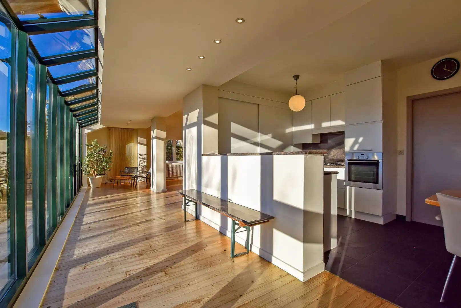 Prachtige open bebouwing met onderhoudsvriendelijke tuin te Oostduinkerke op 642 m².  foto 9