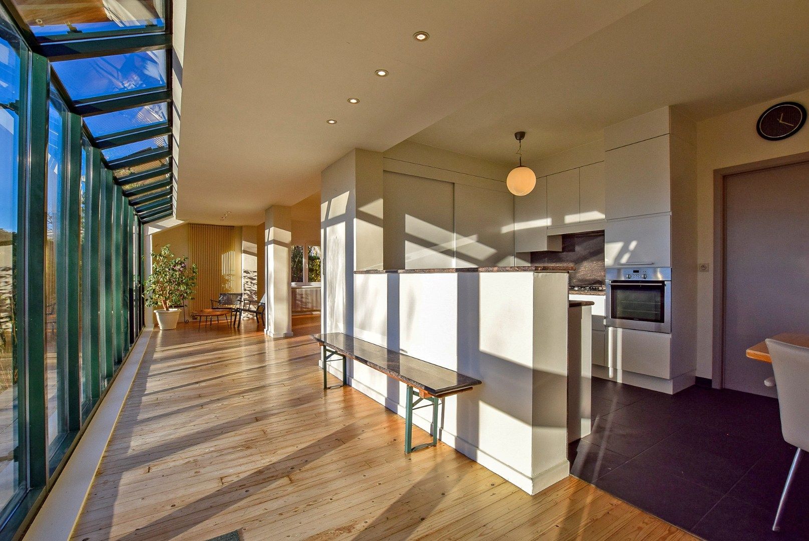 Prachtige open bebouwing met onderhoudsvriendelijke tuin te Oostduinkerke op 642 m².  foto 9