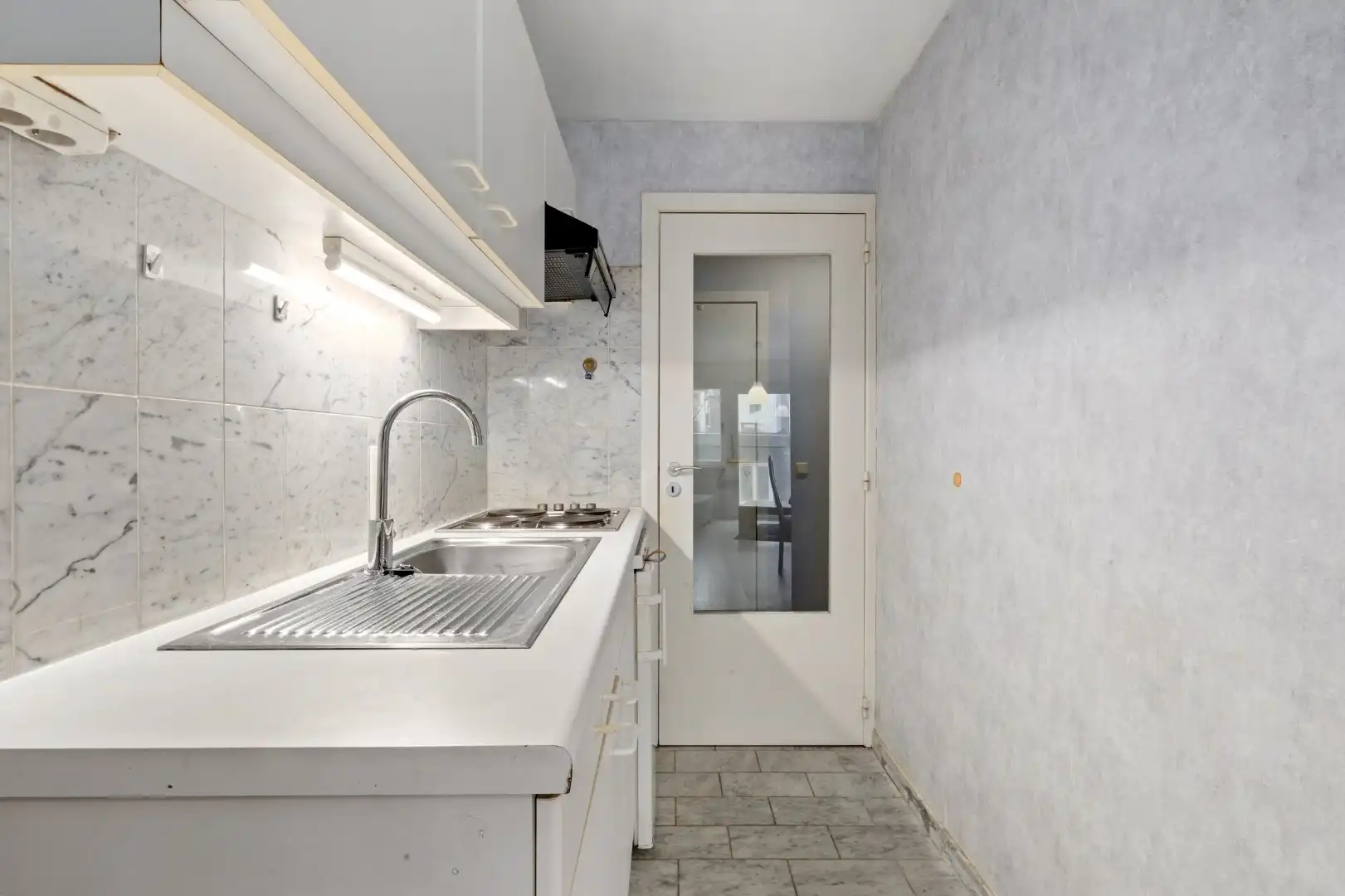 STUDIO MET ZIJDELINGS ZEEZICHT EN TERRASJE OP TOPLIGGING foto 9