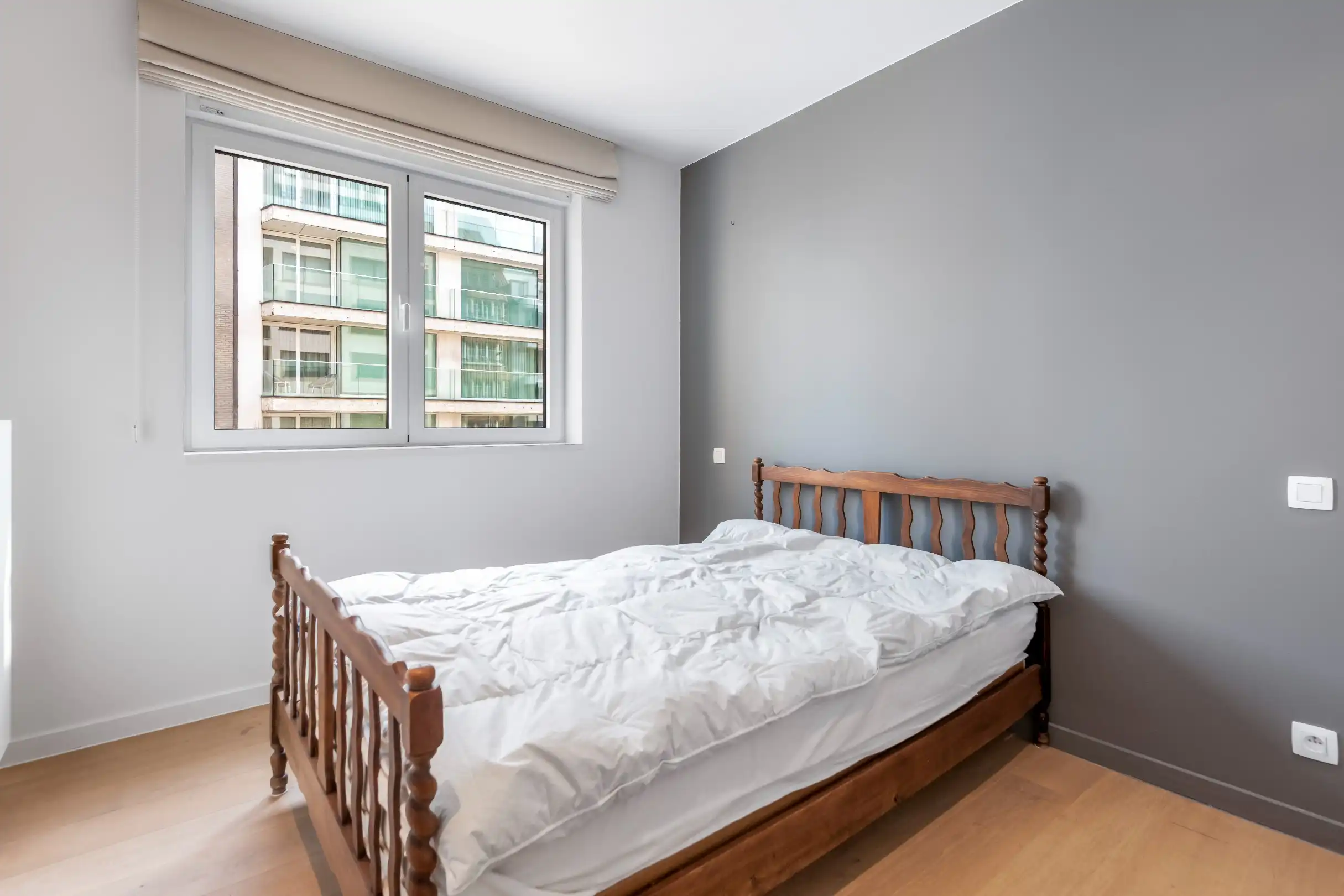 Recent mooi afgewerkt hoekappartement op wandelafstand van de zee. Inpandige parking te koop foto 12