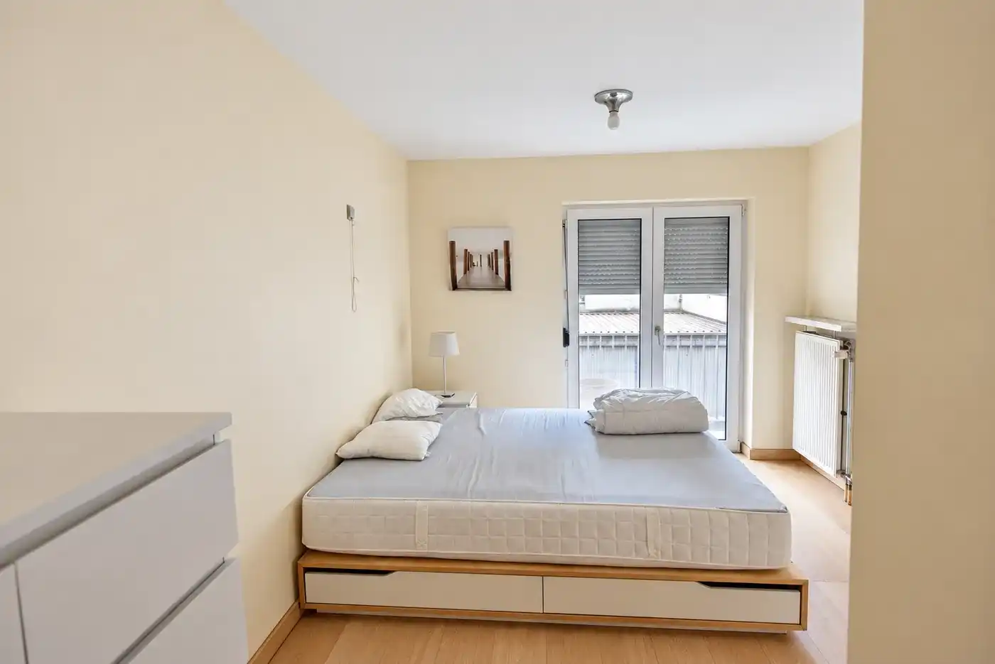 Centraal gelegen 2-slaapkamerappartement te huur in de Leopoldlaan foto 7