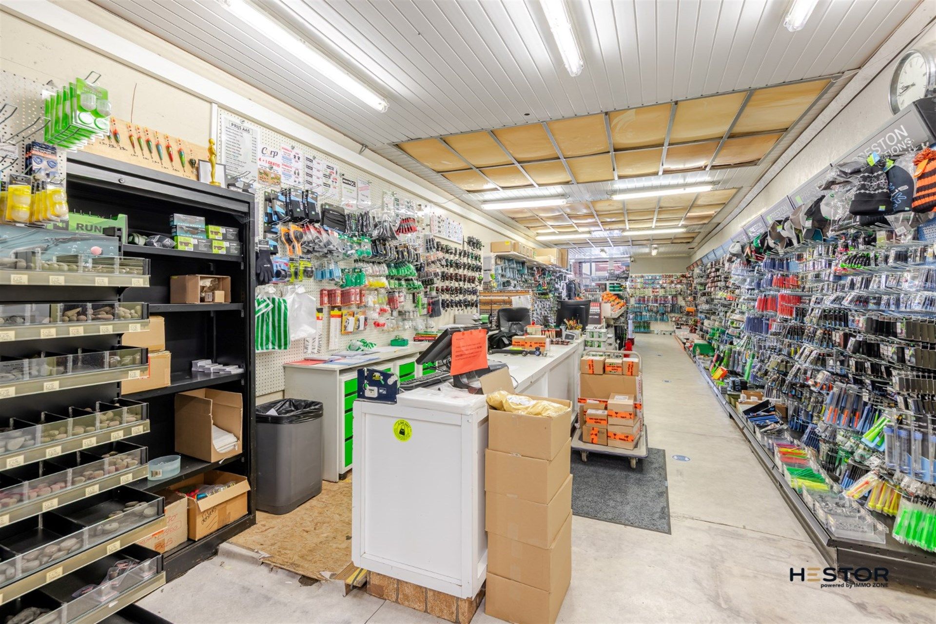Riante, centraal geleden handelszaak in Hamme foto 4