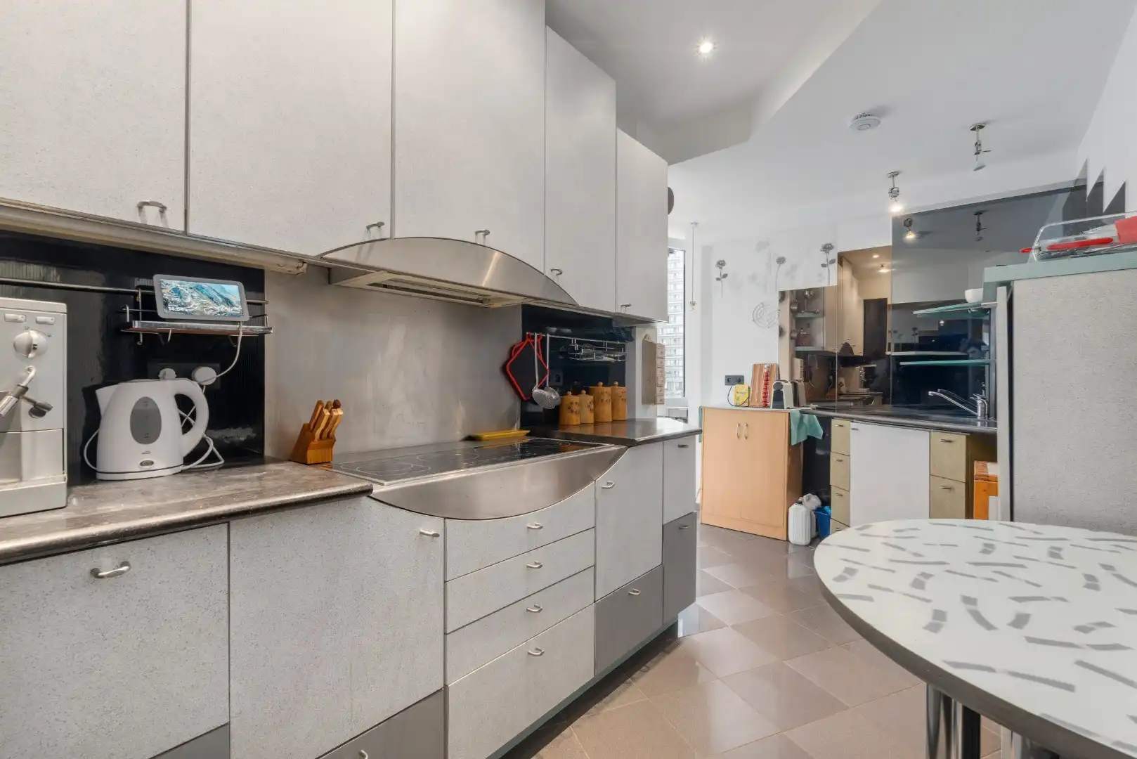 Appartement met 2 slaapkamers te koop in hartje Oostende – Wapenplein foto 11
