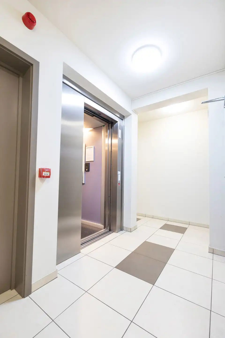 Een rendabel 2-slaapkamerappartement in 1 gegeerde omgeving foto 21