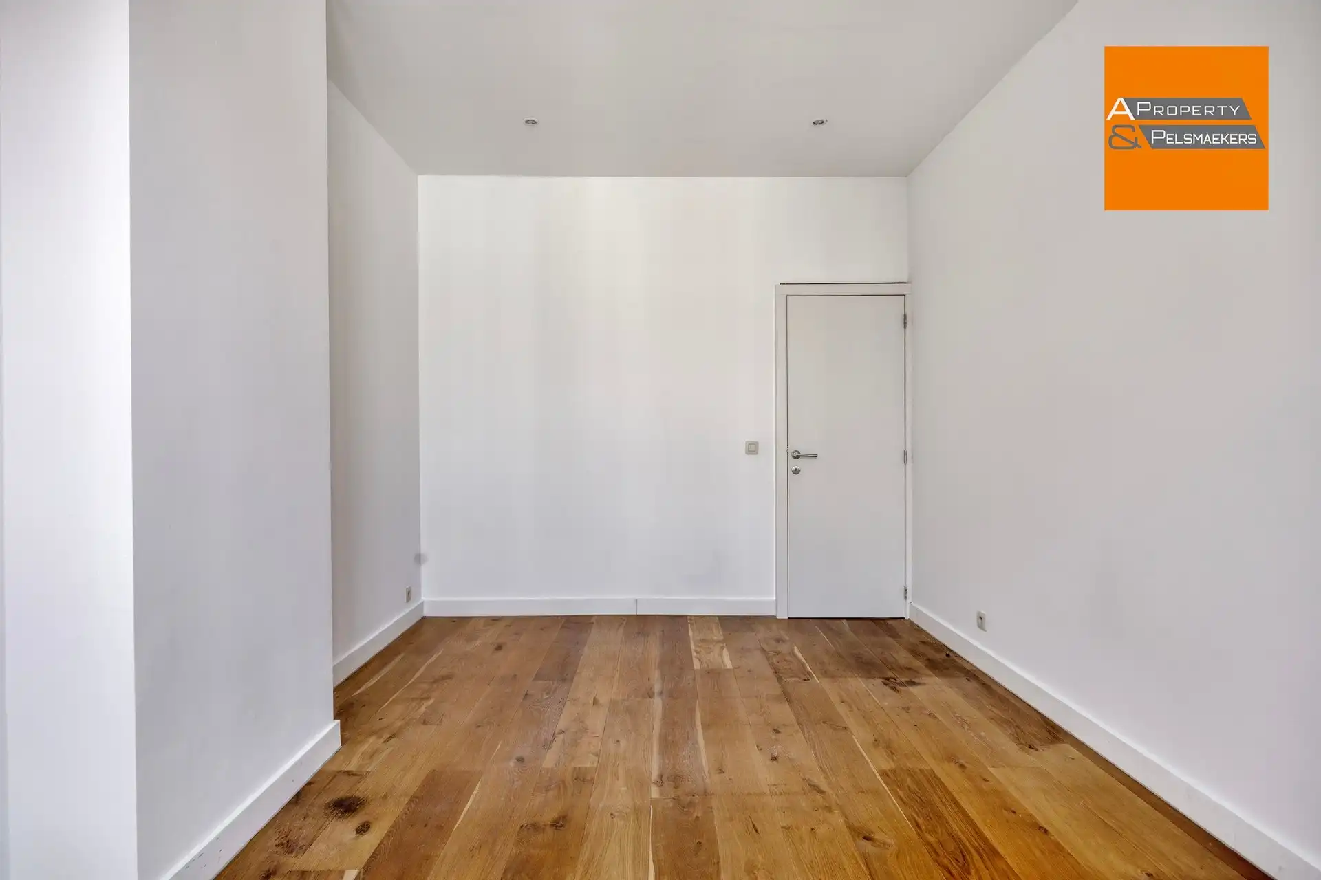 Instapklaar 1-slaapkamerappartement met open leefruimte foto 9