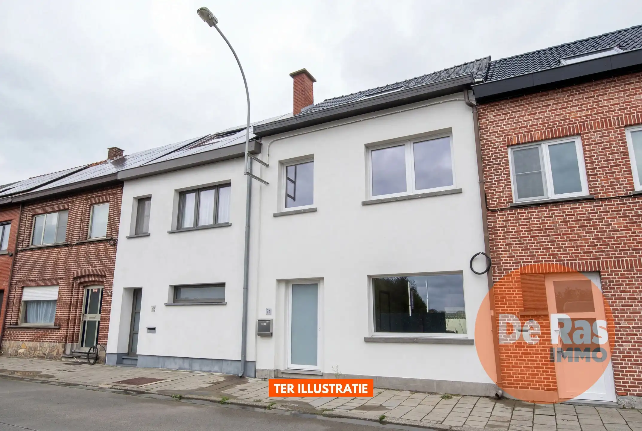 AALST-Genoveerde starterswoning/centrum/3 slp/tuin/ goed EPC foto {{pictureIndex}}
