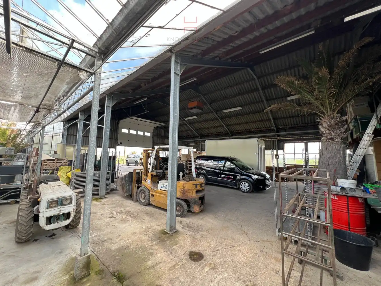 Ca.5.000 m2 serres met loods - bestemd voor agrarische doeleinden. foto 16