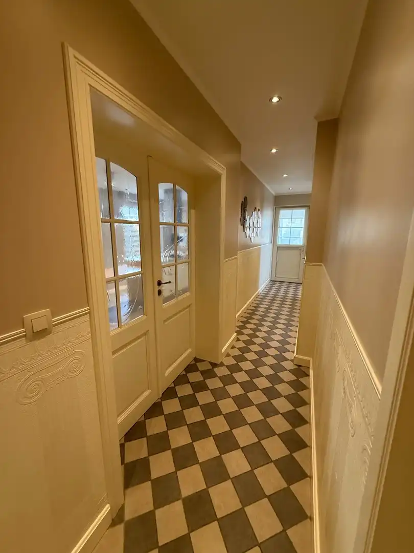 Prachtig, instapklaar energiezuinig appartement met 3 slaapkamers, terras en tuin te Bocholt. foto 6