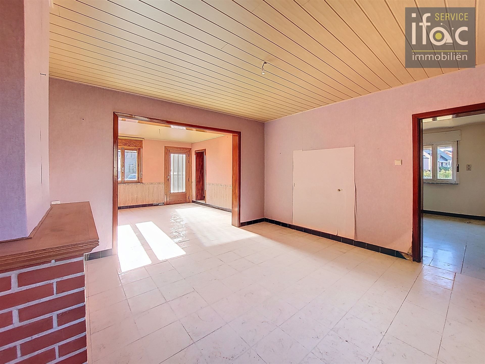 Fantastisch gelegen woning voor totaal renovatie op ±8a 18ca foto 4