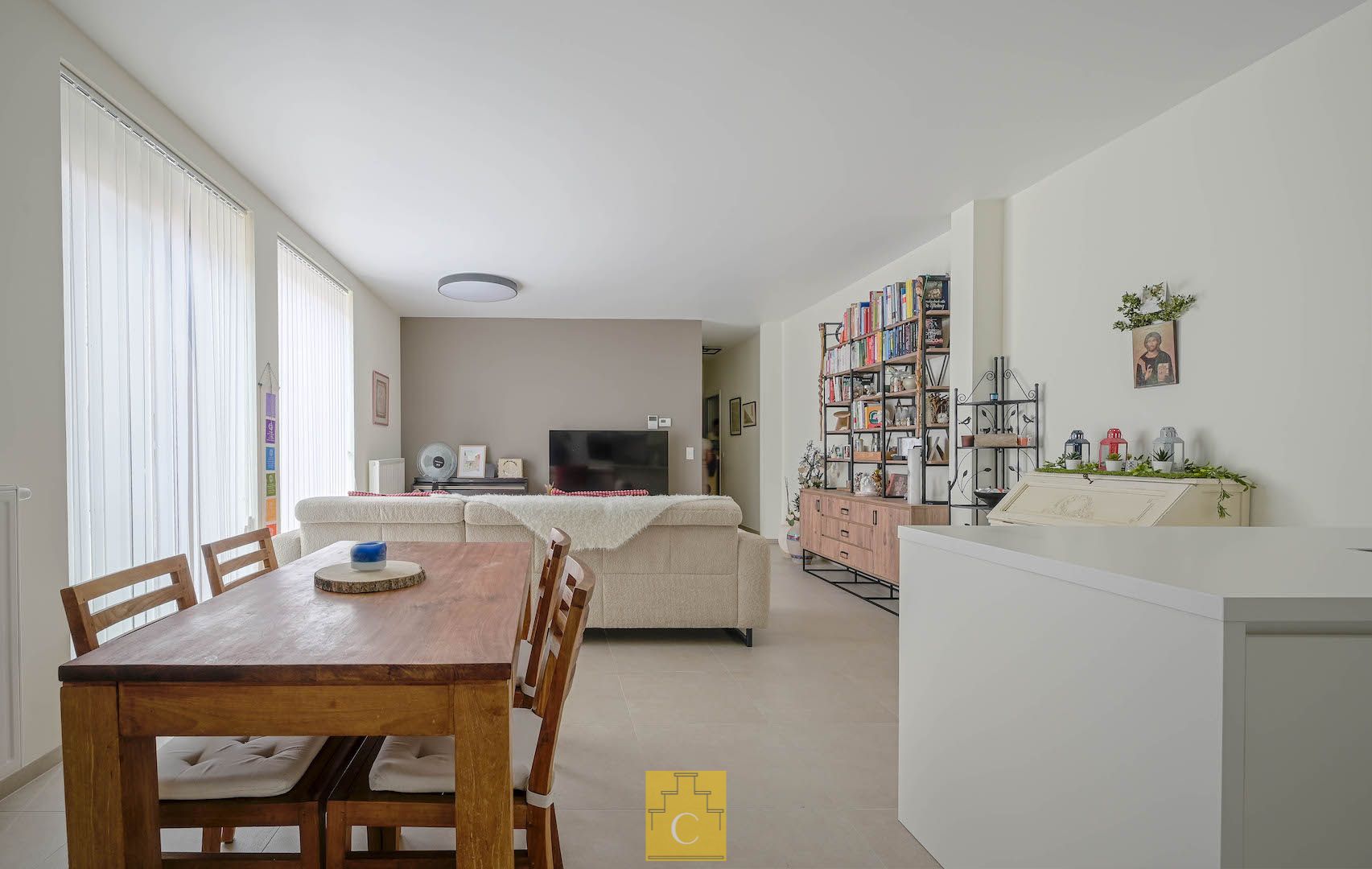 recente hippe flat op een historische site met mooie binnentuin in de schaduw van de Sint-Gilliskerk foto 5