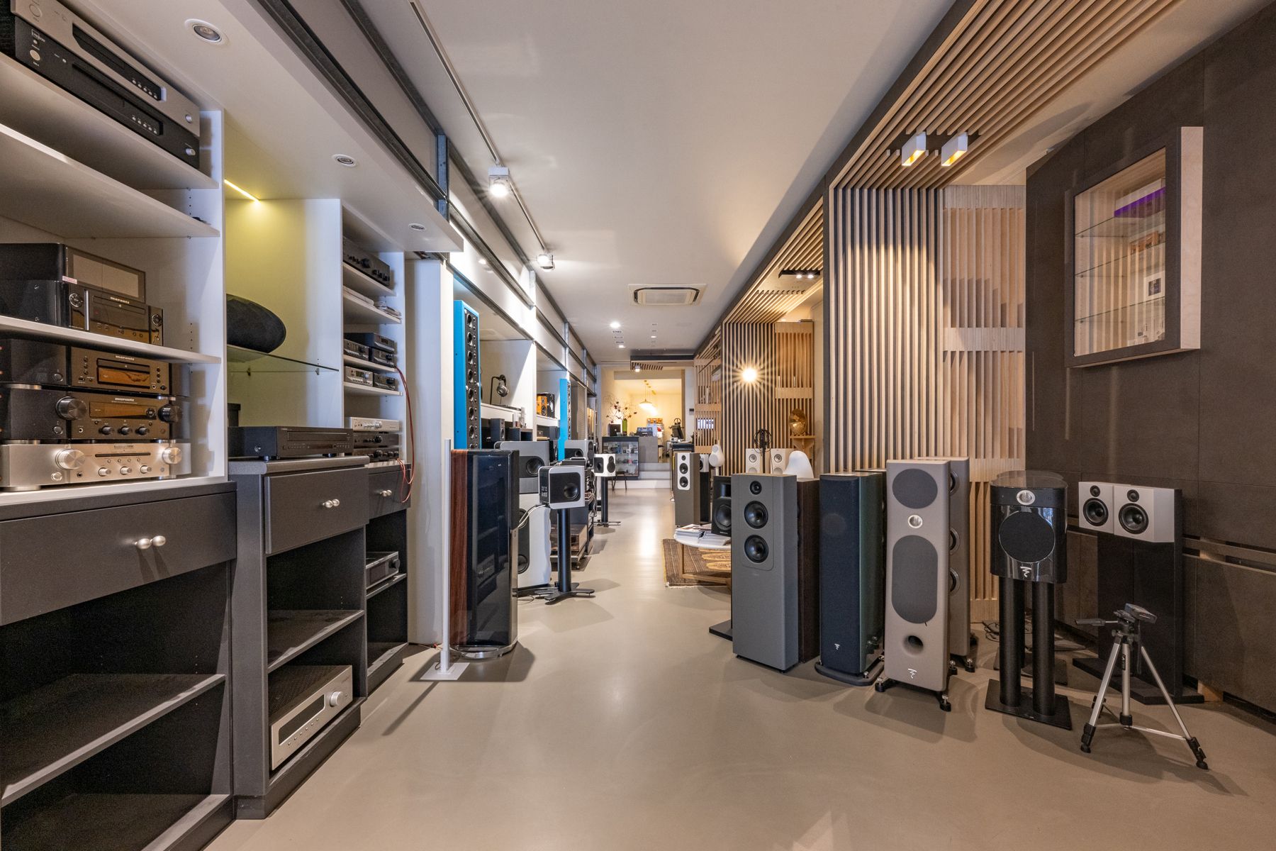 VERLAAGDE PRIJS - Pand met woon/handel functie nabij Meir foto 6