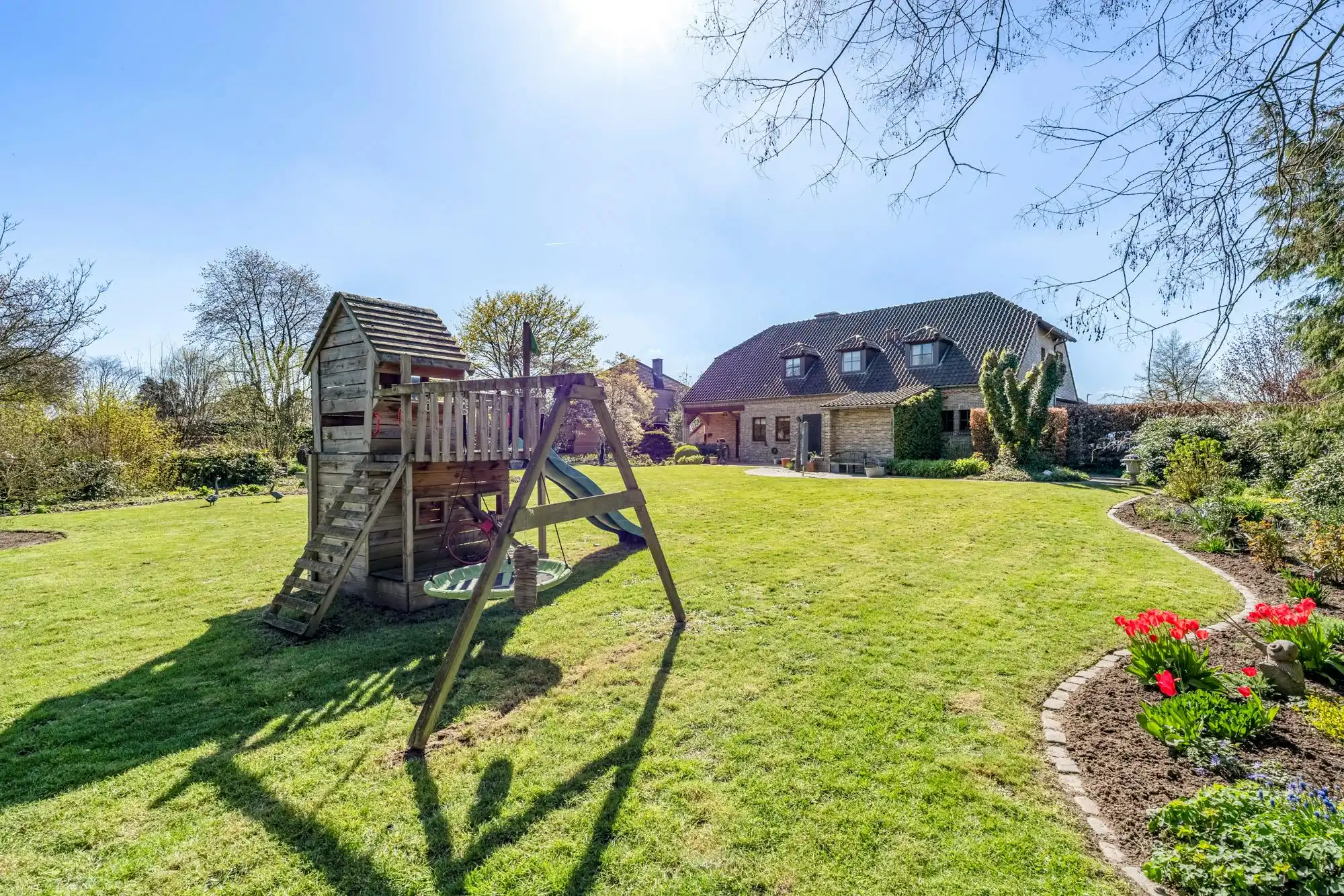 Ruime gezinswoning met praktijkruimte, 5 slaapkamers op 36a57ca centrum Diepenbeek foto 33