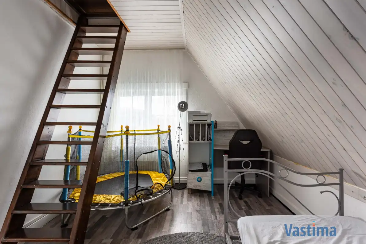 Rustige gelegen gezinswoning met tuin foto 16