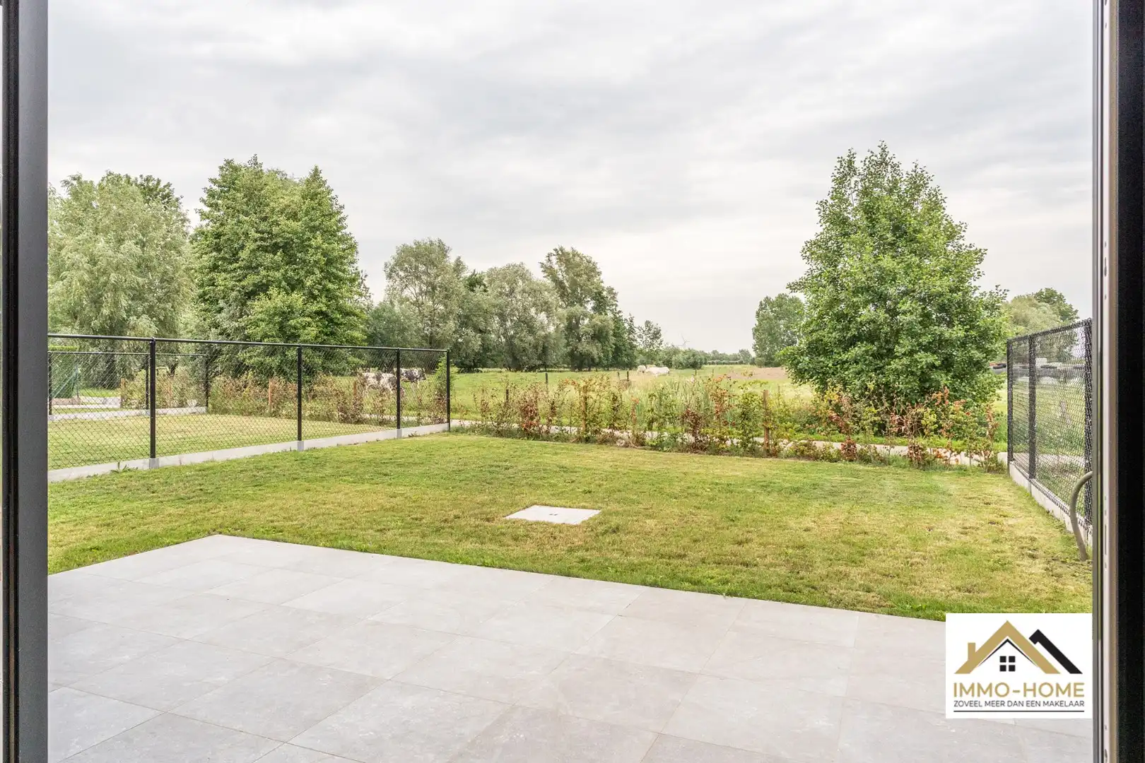 Prachtige BEN-woning met open zicht foto 6