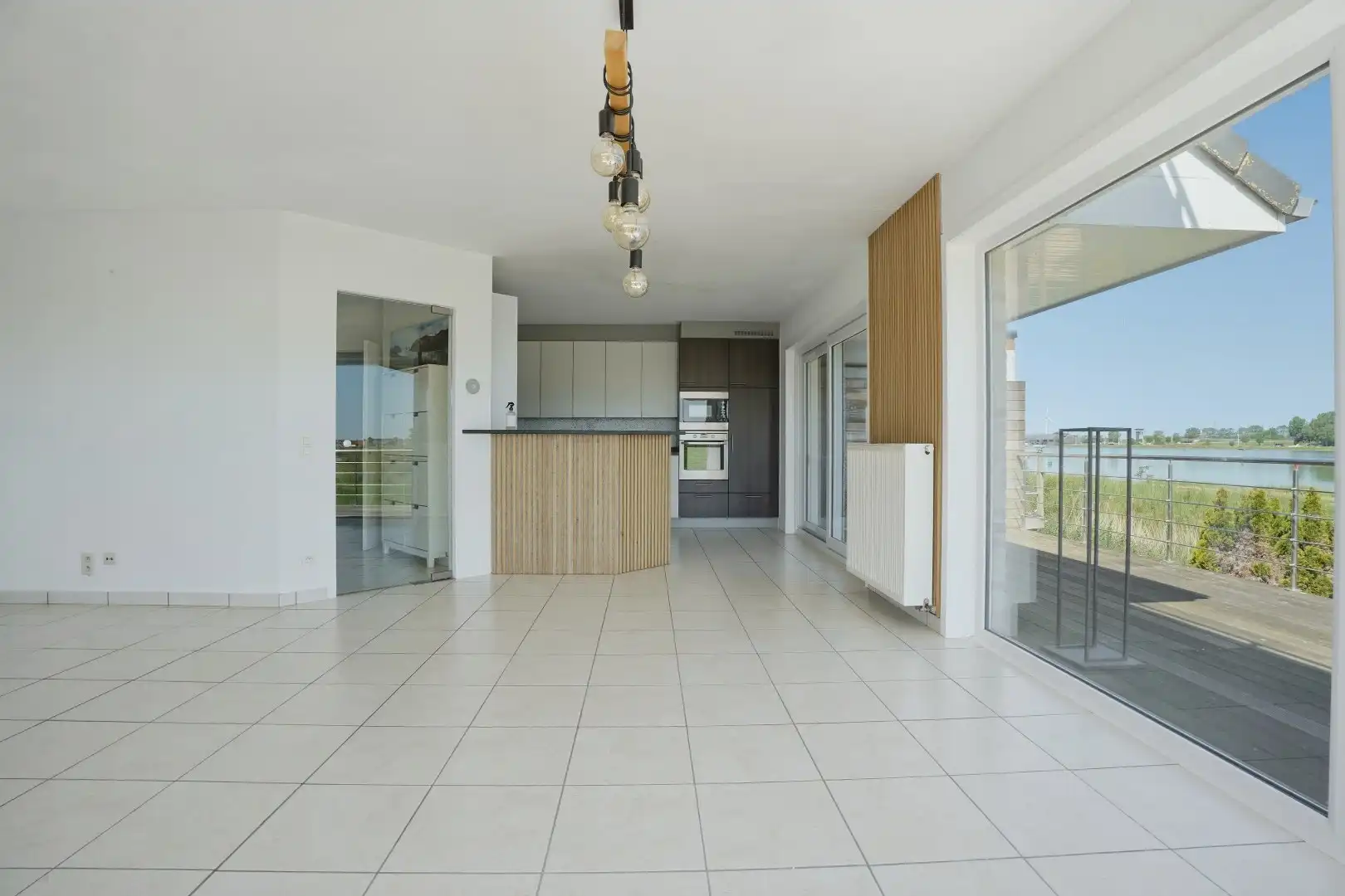 Energiezuinige woning met 5 slaapkamers en uniek panoramisch zicht te Sint-Joris op 457 m². foto 7