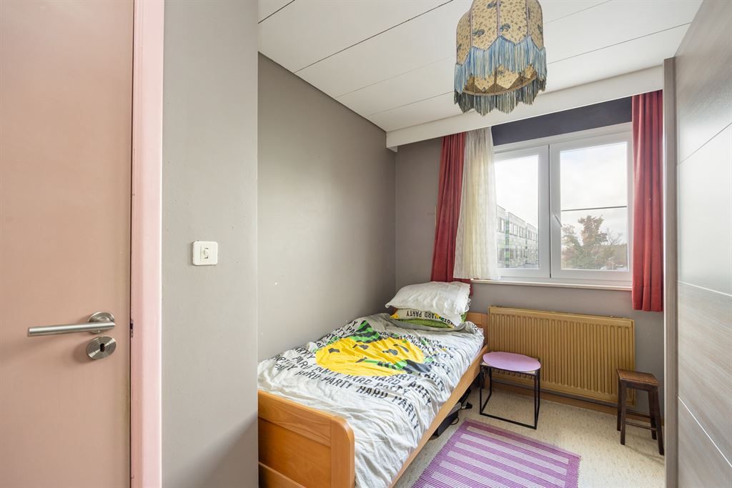 Op te frissen woning in rustige woonwijk! foto 13