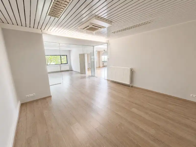 KMO-unit met appartement/kantoor te huur foto 7
