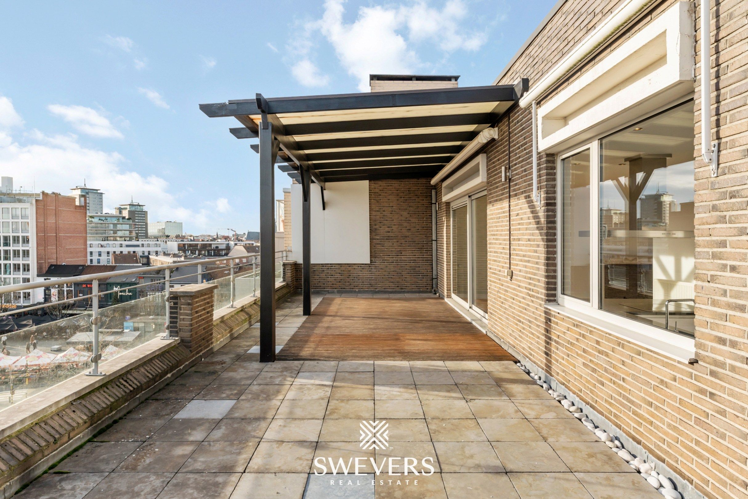 Exclusief duplex penthouse met royale terrassen in het hart van Hasselt foto 32