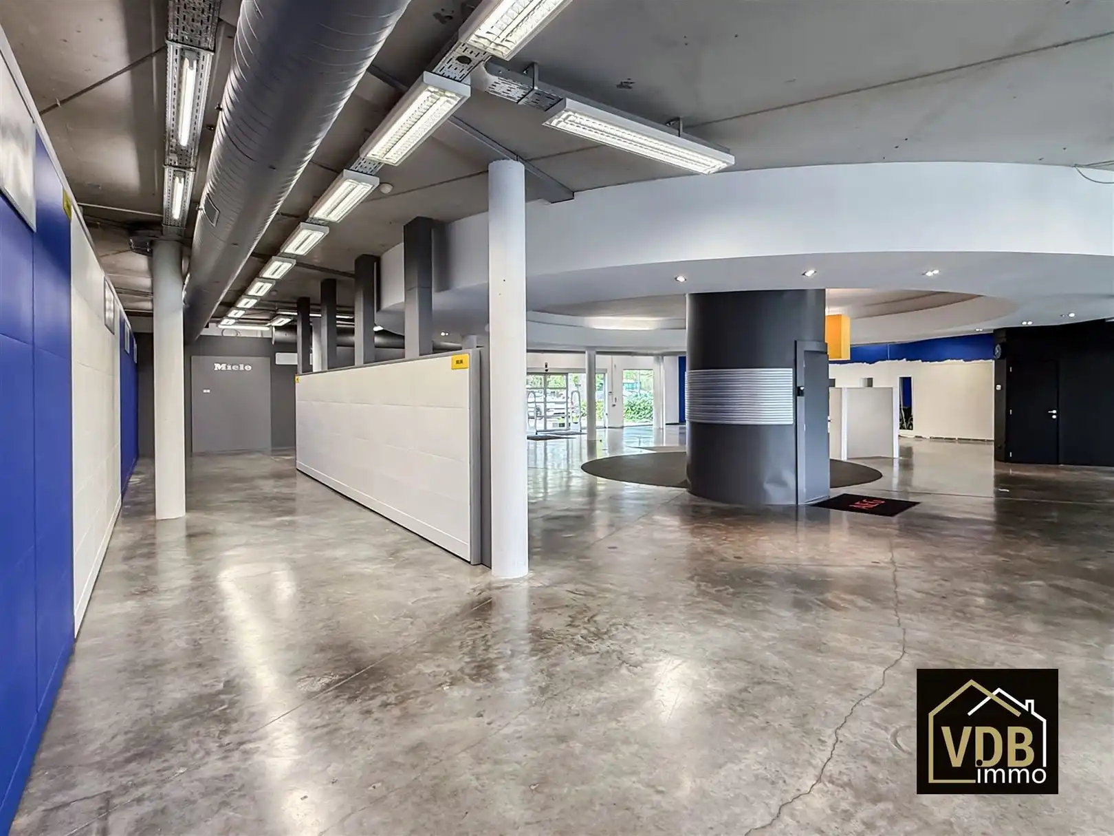 Commercieel pand op TOP locatie foto 35