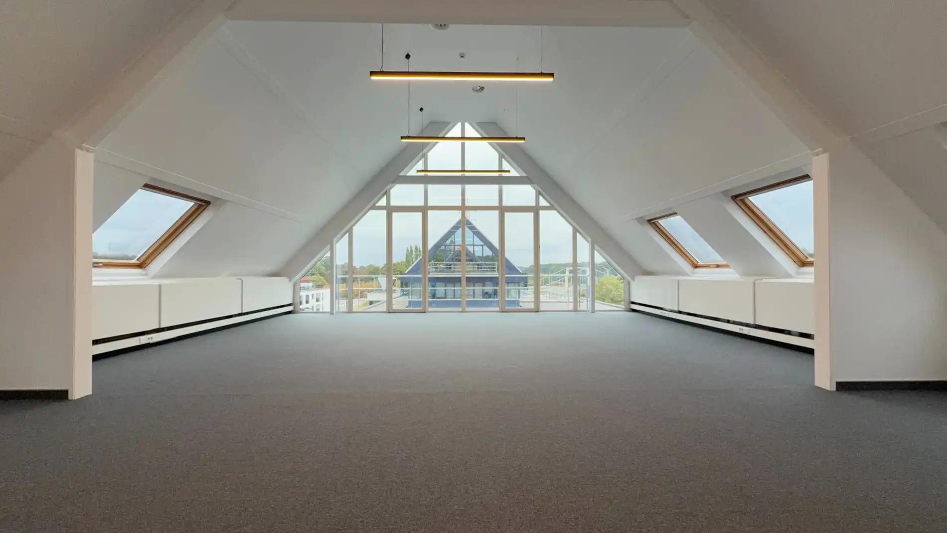 Kantoor te huur in Sluispark langs R4 in Merelbeke foto 4