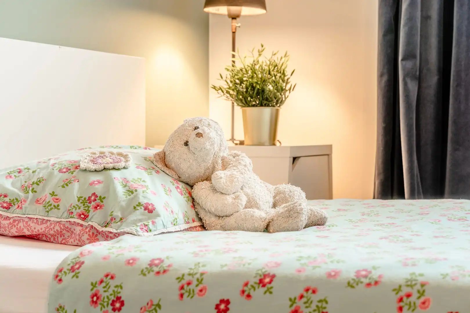 Een instapklare, ruime gezinswoning met top ligging te Zwijndrecht! foto 11