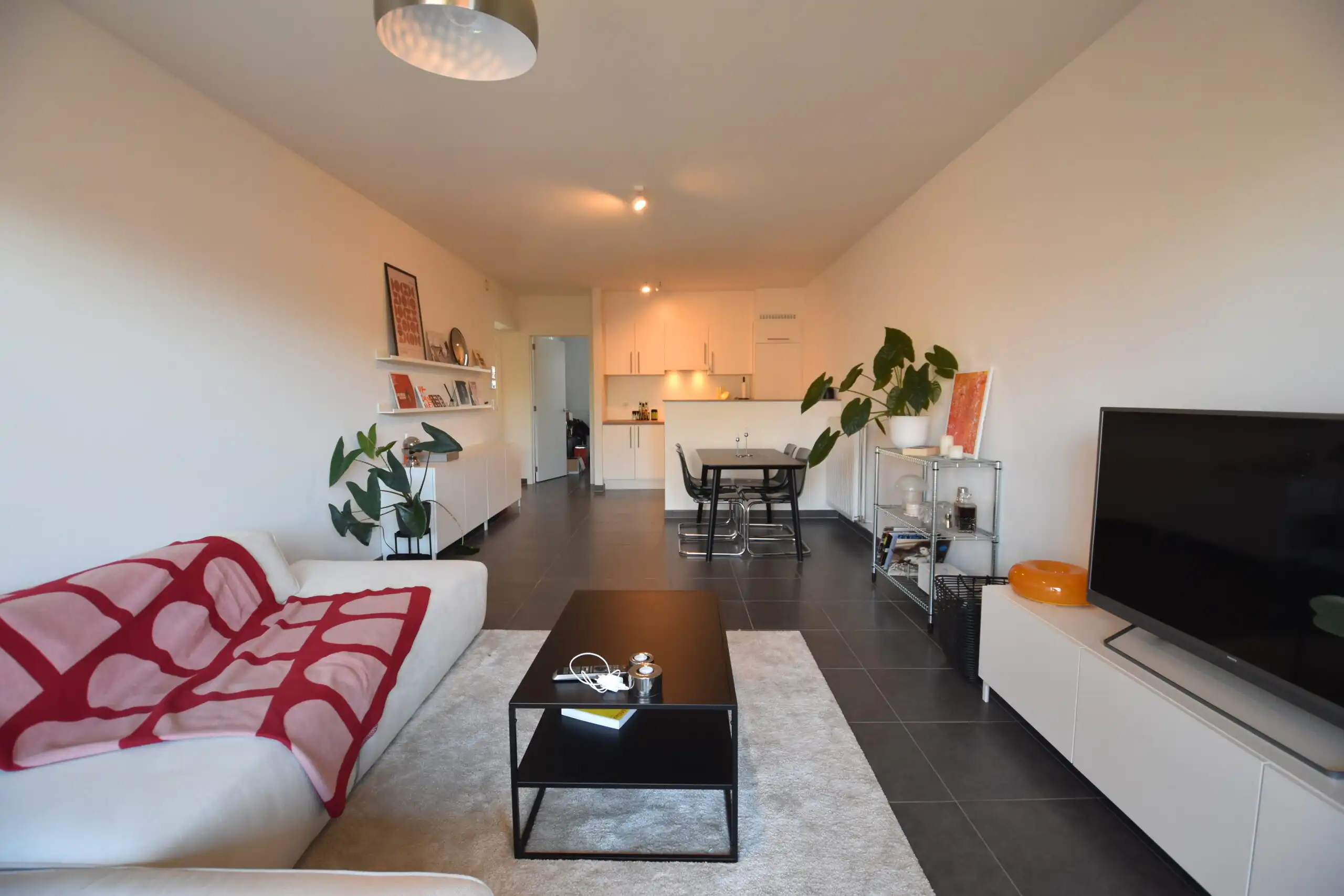 Recent energiezuinig appartement in Sint-Niklaas foto 6