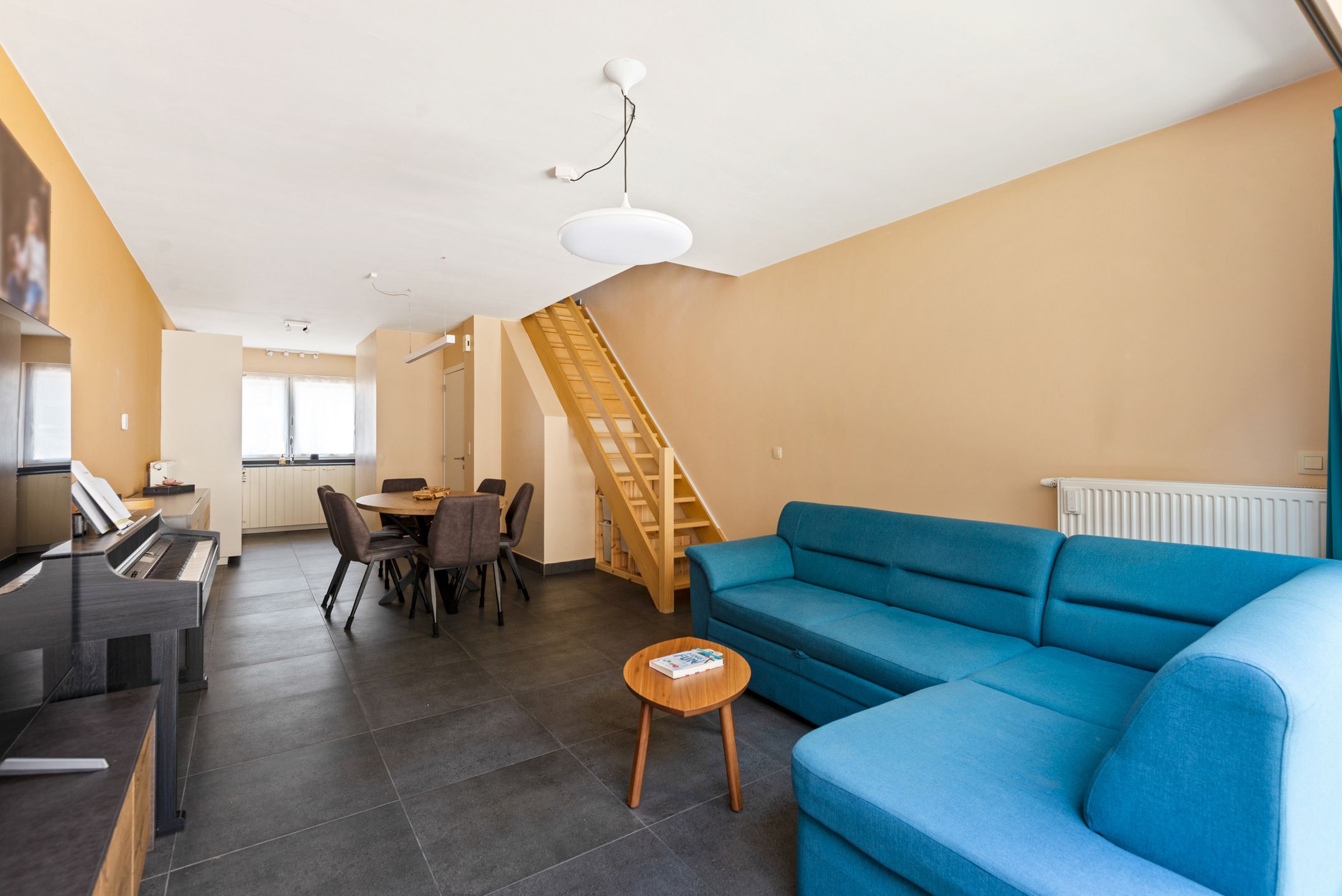 Recente drie-slaapkamerwoning te Boom foto 4
