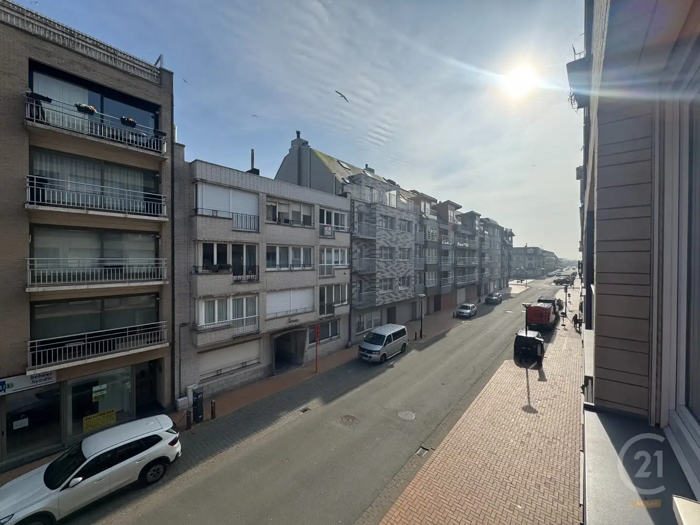 Ruim en volledig gerenoveerd appartement op centrale ligging in Westende-Bad foto 16