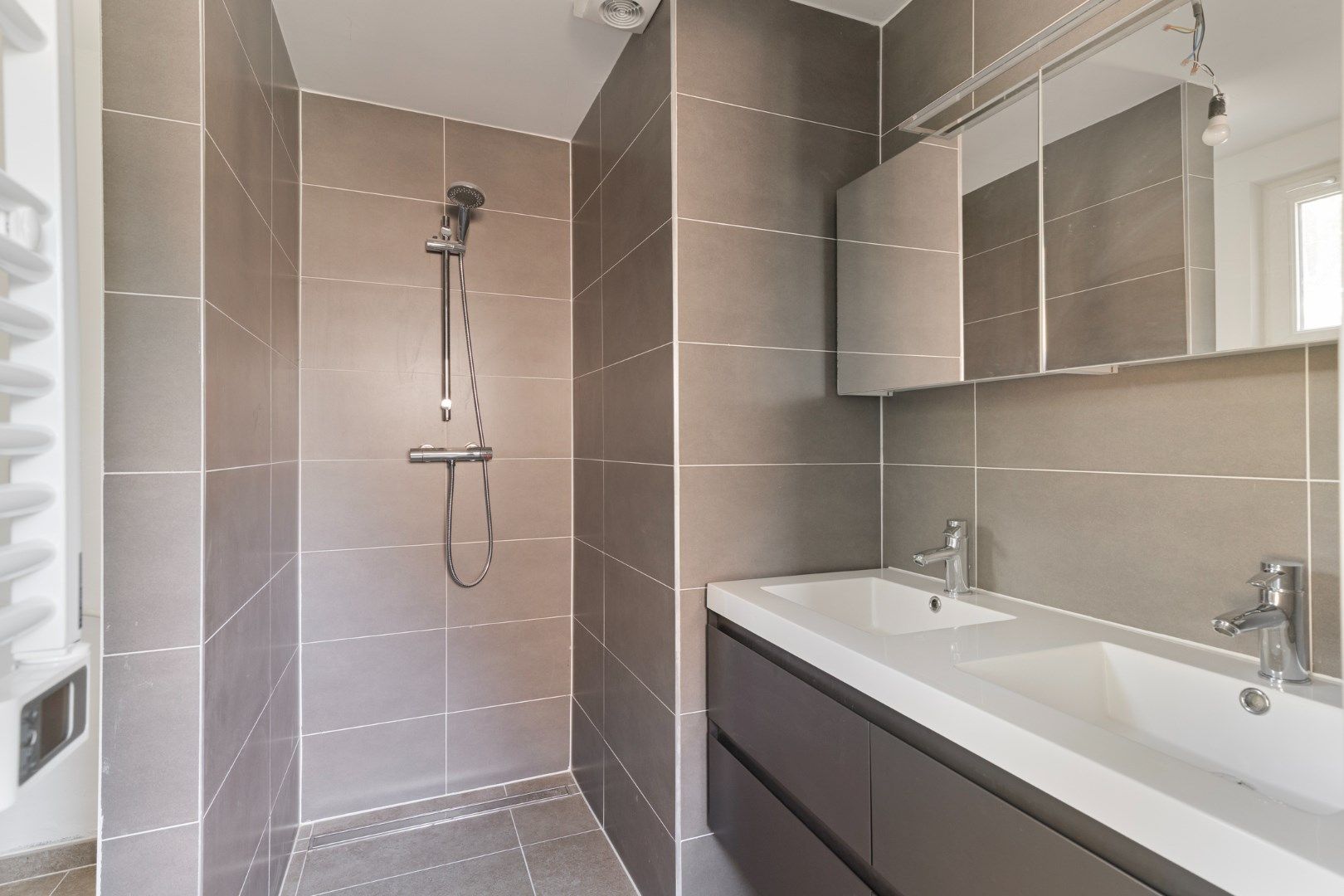 Knusse woning te koop foto 8