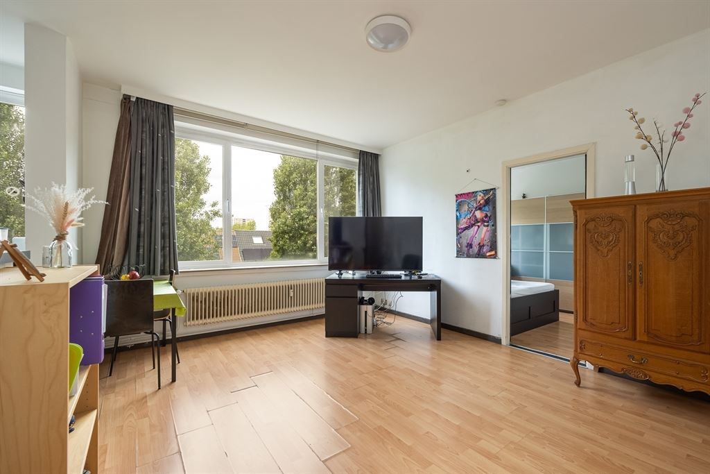 Licht appartement met zicht op groen foto 5