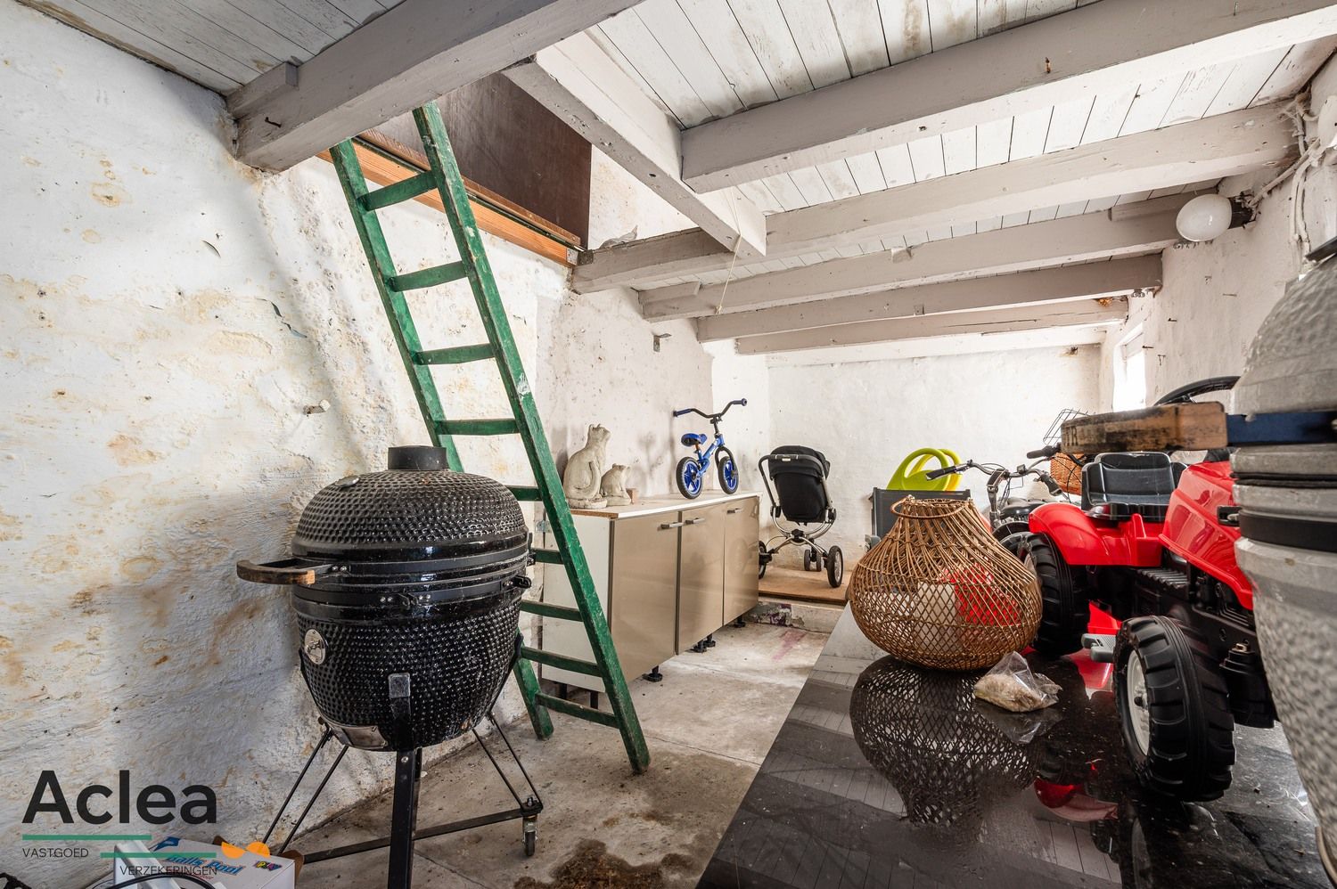 Verzorgde woning met 2 zeer ruime slpks en bureauruimte foto 12