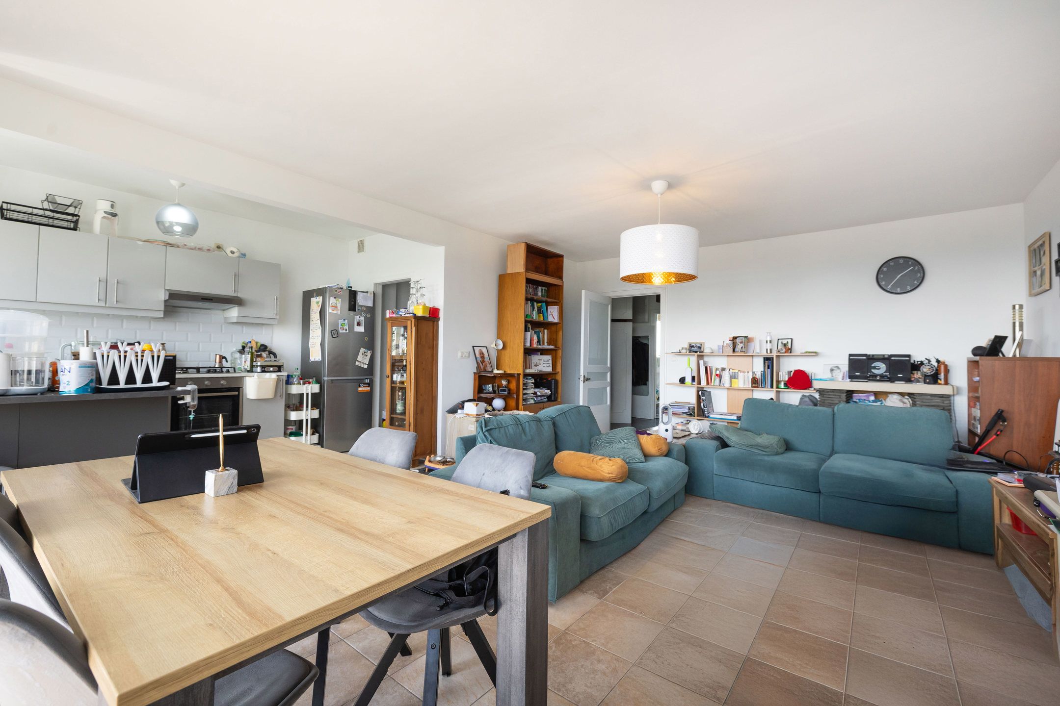 Appartement met 2 slaapkamers + P foto {{pictureIndex}}