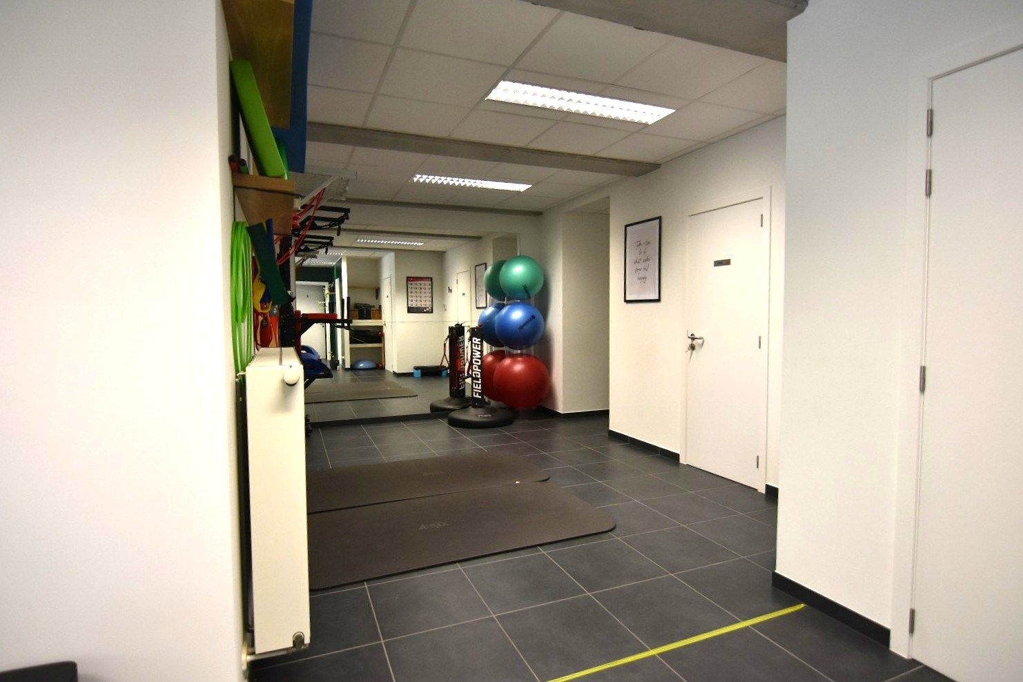 Commerciële ruimte van 120 m² in centrum Rumbeke foto 4