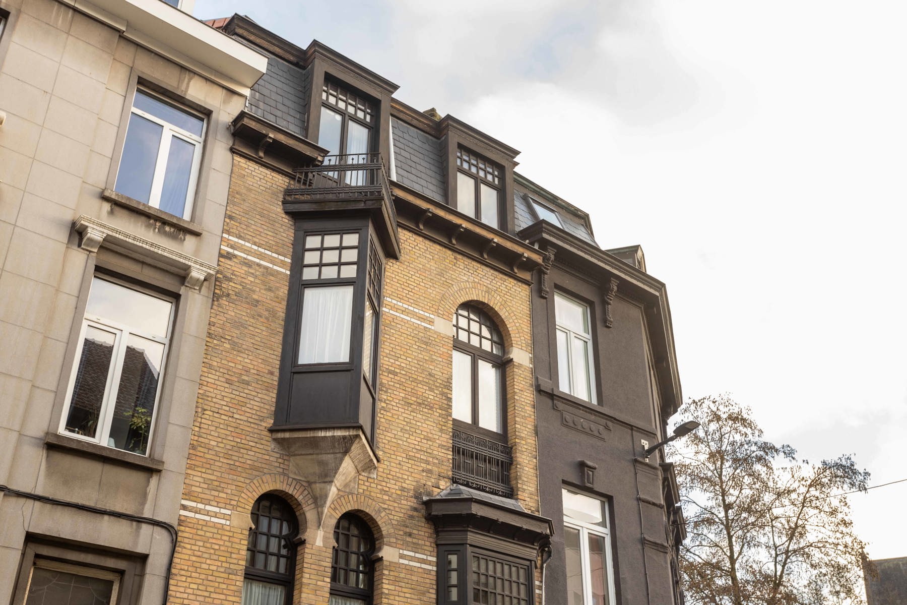 Karaktervol herenhuis in hartje Gent  foto 2