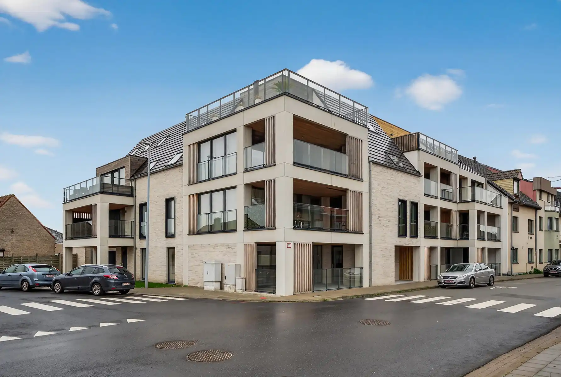 Luxueus en hoogwaardig afgewerkte penthouse te Oudenburg foto {{pictureIndex}}