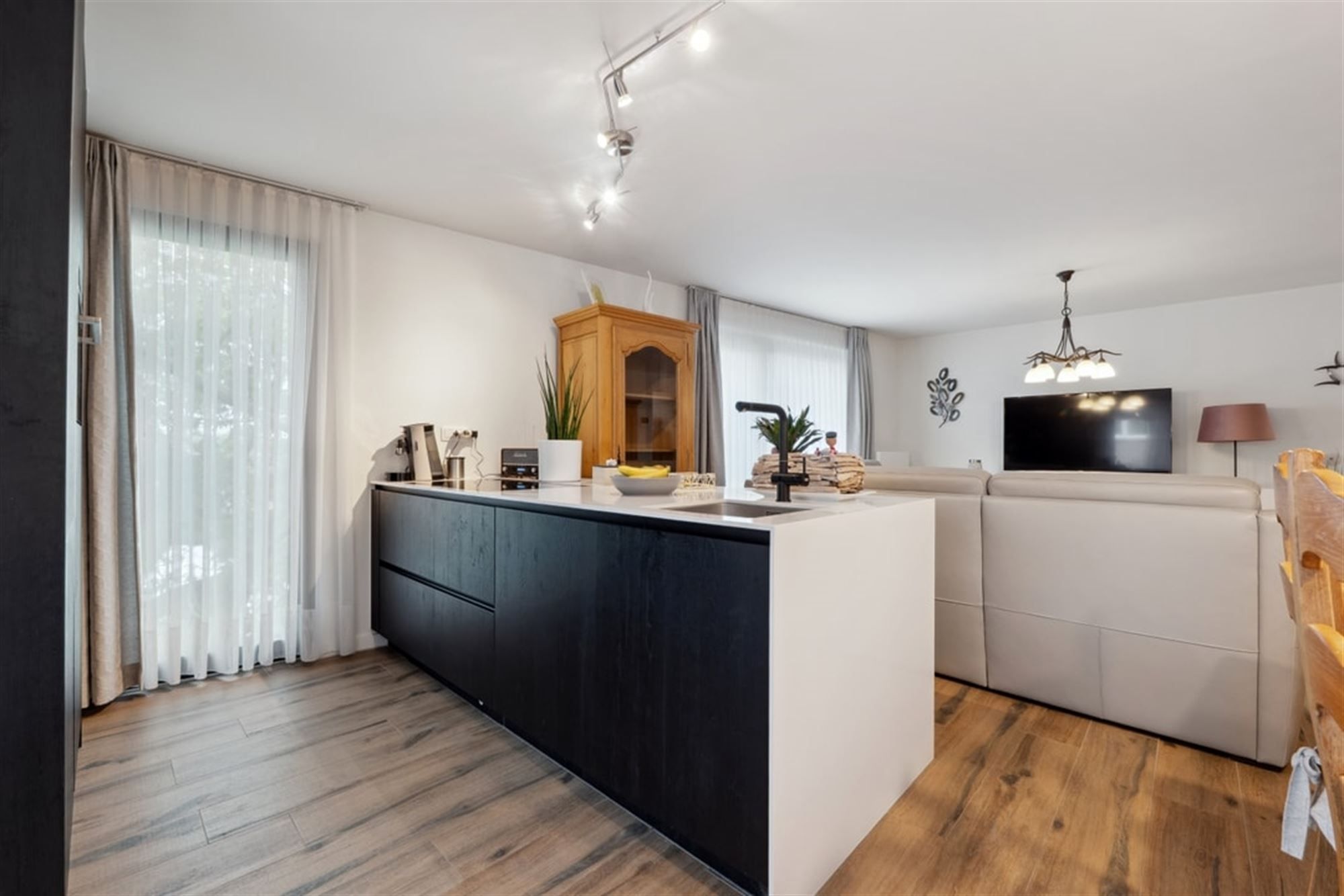 NIEUWBOUWAPPARTEMENT MET 3 SLKS IN HET HARTJE VAN SINT-TRUIDEN  foto 17