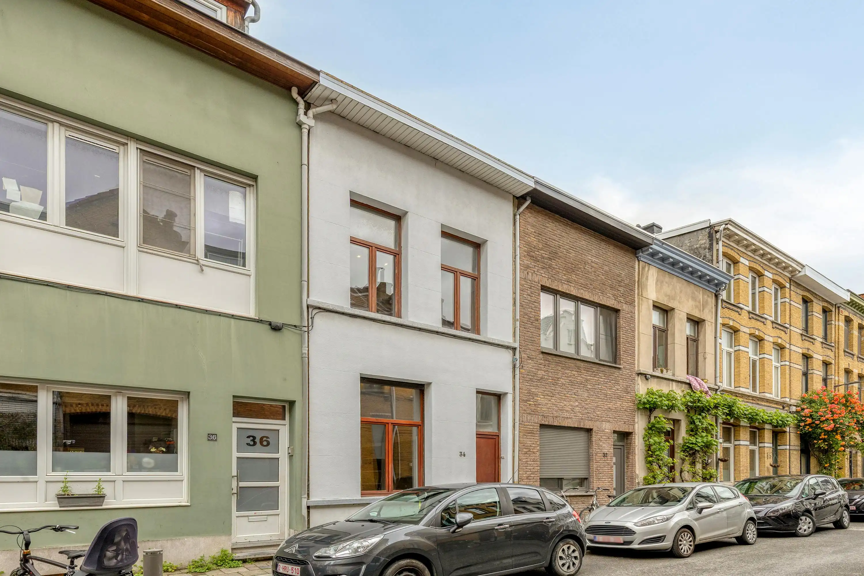 Op te frissen huis met 4 slaapkamers te koop in Borgerhout! foto 28