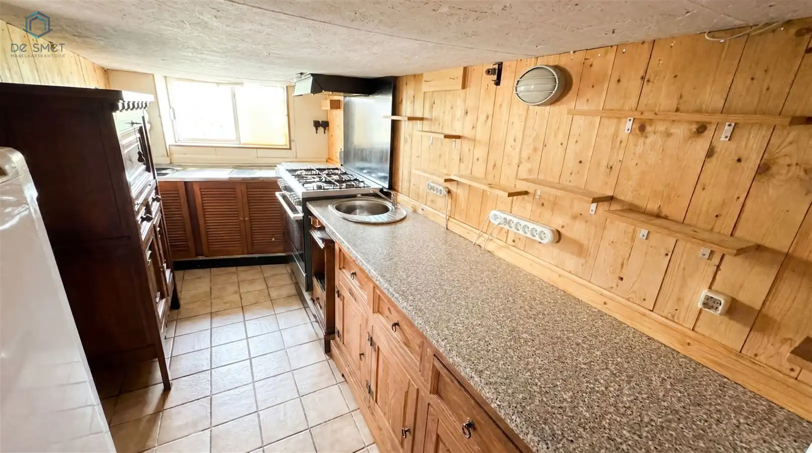 TE RENOVEREN WONING TE SCHENDELBEKE foto 5