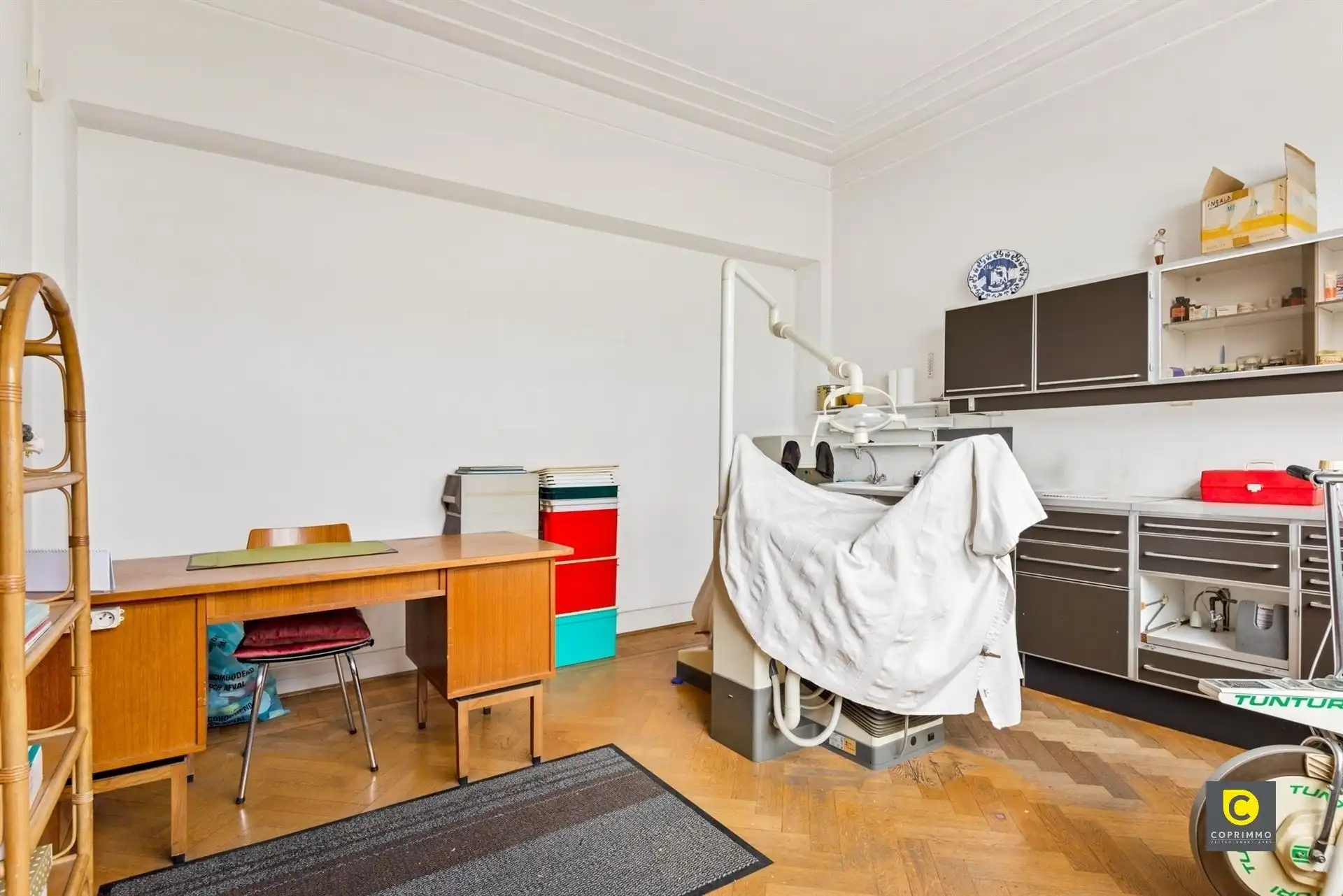 Ruime woning met potentieel foto 11