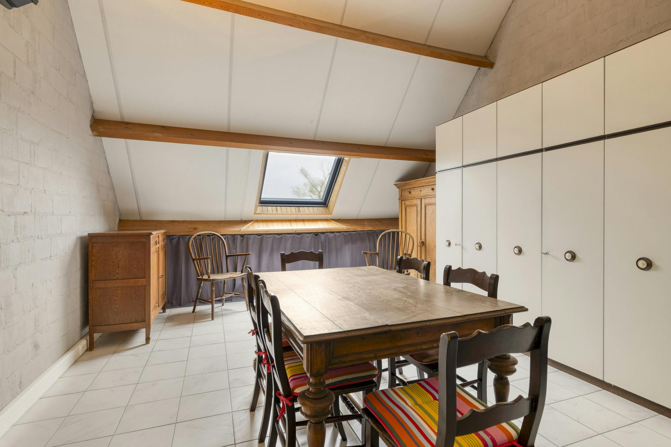 Ruim huis met 5/6 slaapkamers, garage en tuin in Boom foto 23