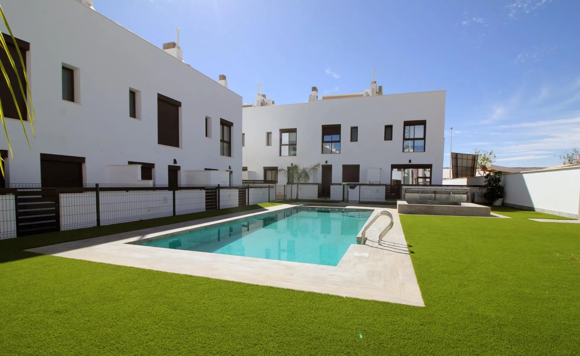 Zon, zee en stijlvol wonen: exclusieve vakantiewoningen in het hart van Pilar de la Horadada foto 23