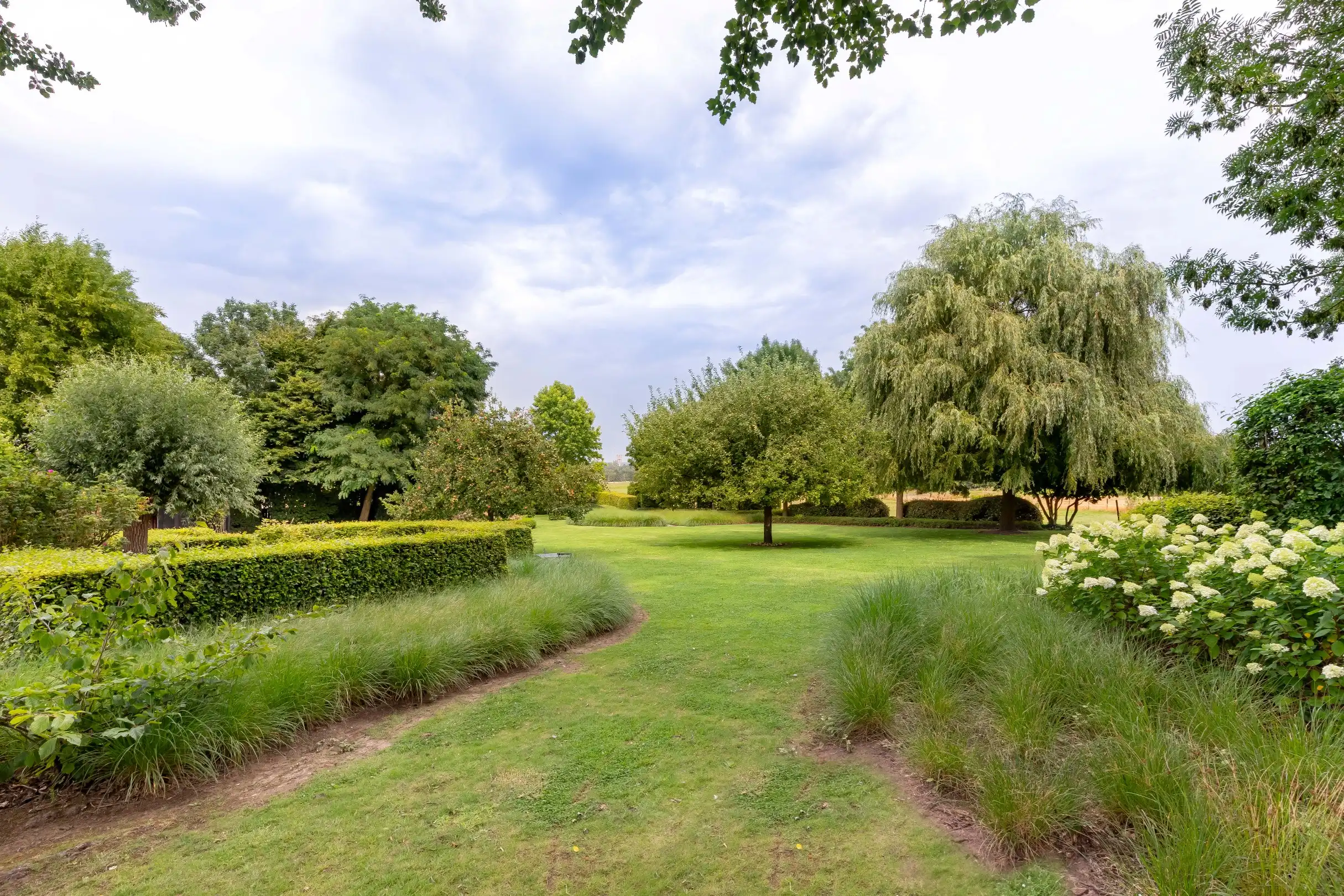 Prachtige ruime villa met parktuin en zwemvijver in Oud-Heverlee foto 8