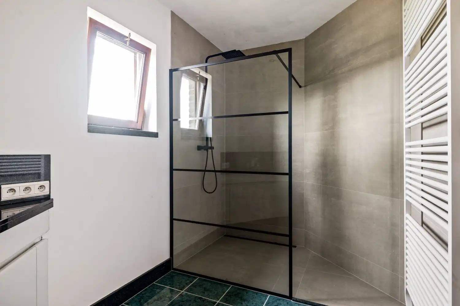 Gelijkvloerse woning met 2 slpkrs en zwembad te Bonheiden foto 17